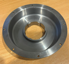 Load image into Gallery viewer, 22C76 EARLY SCOUT BRAKE DRUM