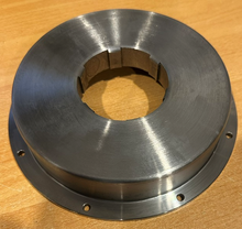 Load image into Gallery viewer, 22C76 EARLY SCOUT BRAKE DRUM