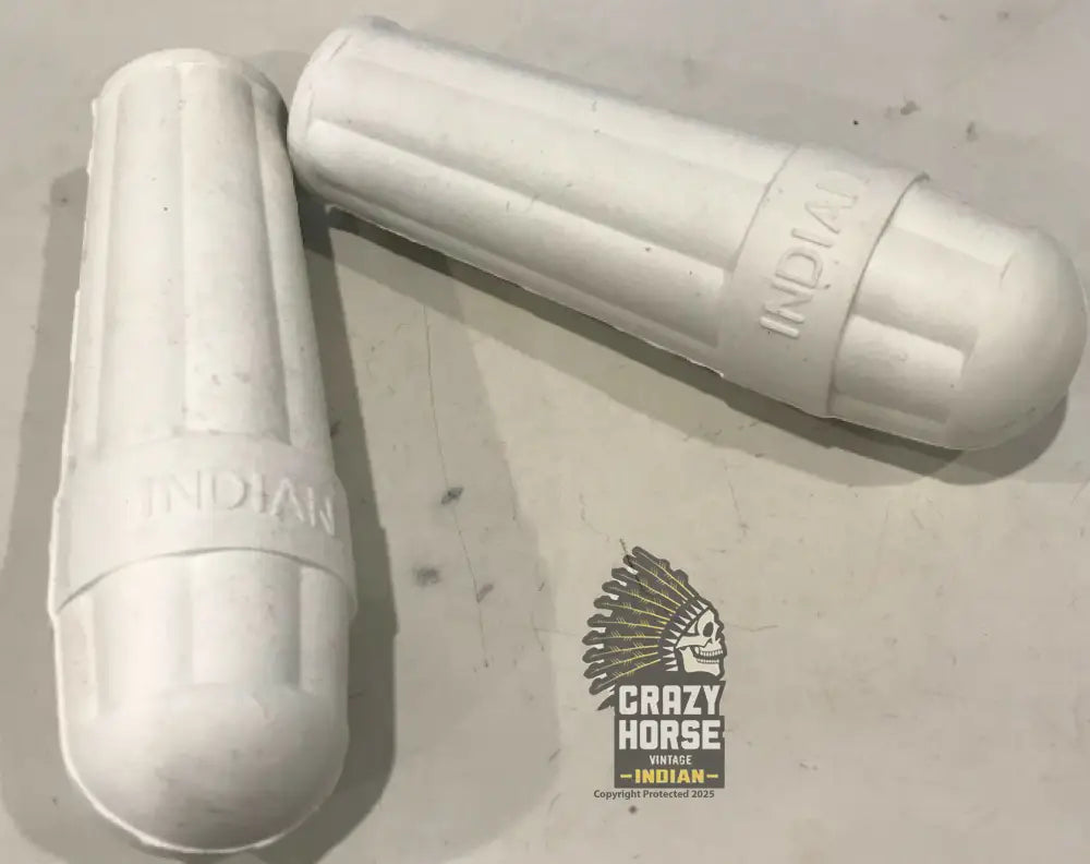 41290 W Pair of White handlebar grips