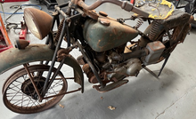 Load image into Gallery viewer, 741 PROJECT  1941 ROLLING BACKET CASE PROJECT