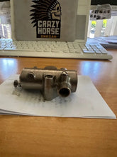 Load image into Gallery viewer, 28C32X OIL PUMP COMPLETE 3 BOLT FOR 101 SCOUT