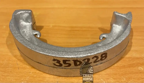 35D228 BRAKE SHOE CASTING (NEEDS FINISHING AND LINING)