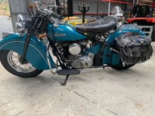 Load image into Gallery viewer, Indian Chief 1200cc 1947 3 speed