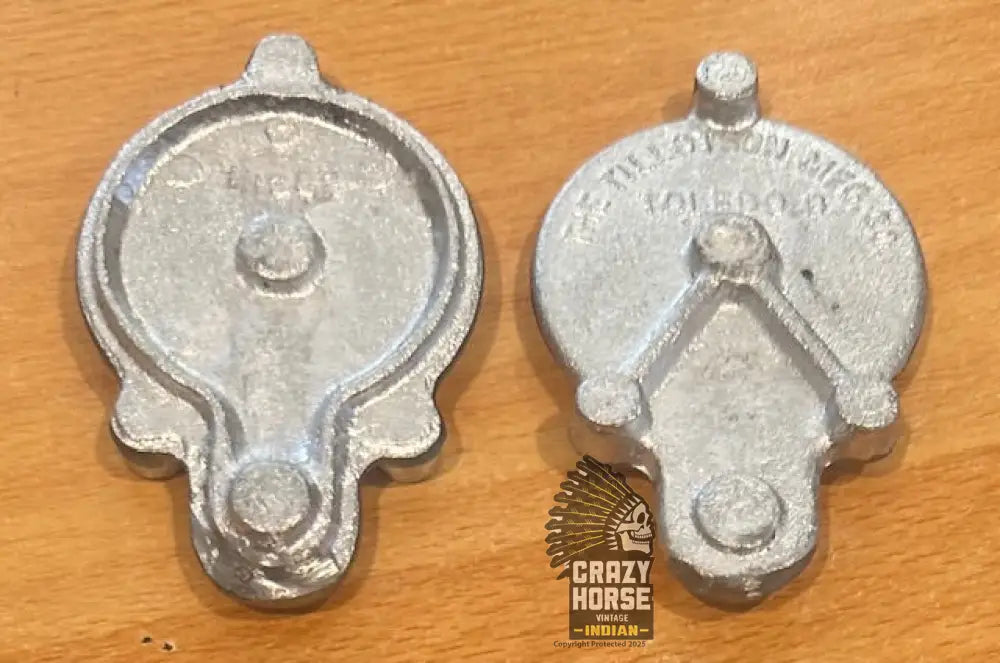 OUTBOARD TILLOTSON FLOAT CHAMBER LIDS