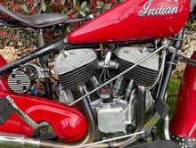 Load image into Gallery viewer, 1948 Indian Chief 1200cc 3 speed 12v Cycle electric generator Whitewall tyres &amp; Alloy rack